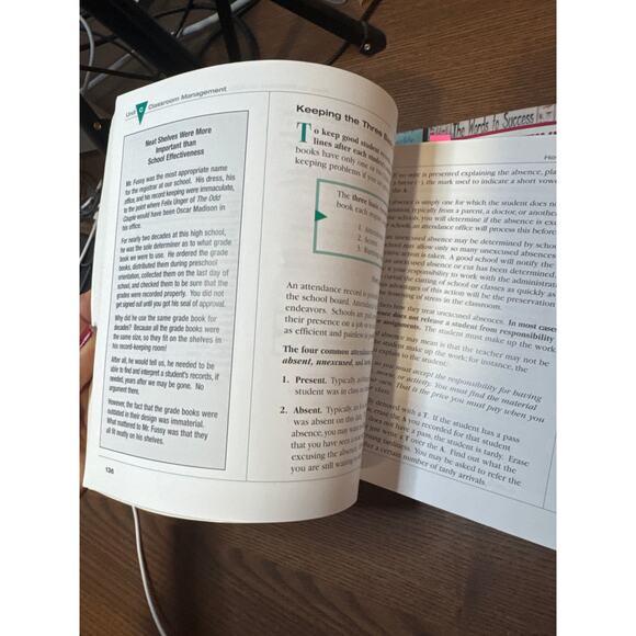 The First Days of School by Harry K. Wong – Lot of 2 Teaching Books - Picture 5 of 5